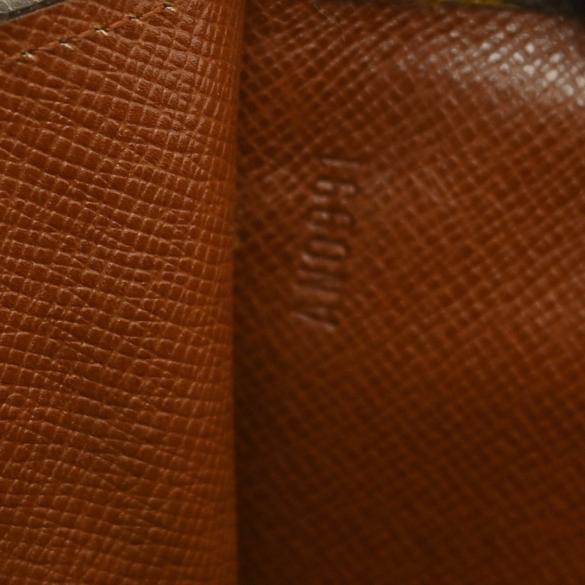 Louis Vuitton Louis Vuitton Pochette Rabat Monogram Canvas Size ONE SIZE - 4 Thumbnail