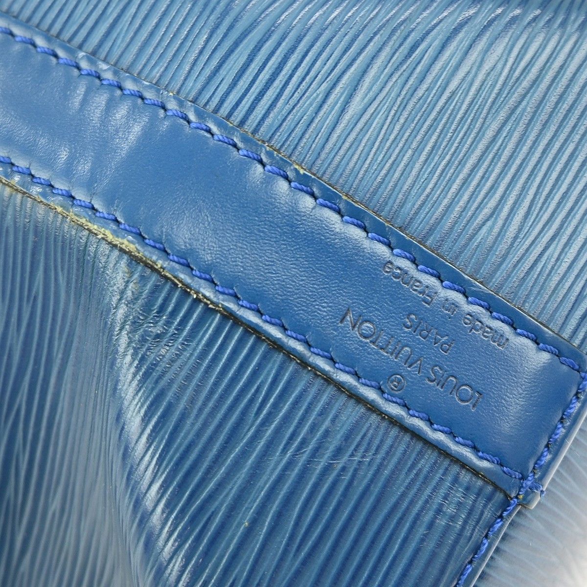 Louis Vuitton Louis Vuitton Petit Noe Handbag Epi Leather Size ONE SIZE - 5 Thumbnail