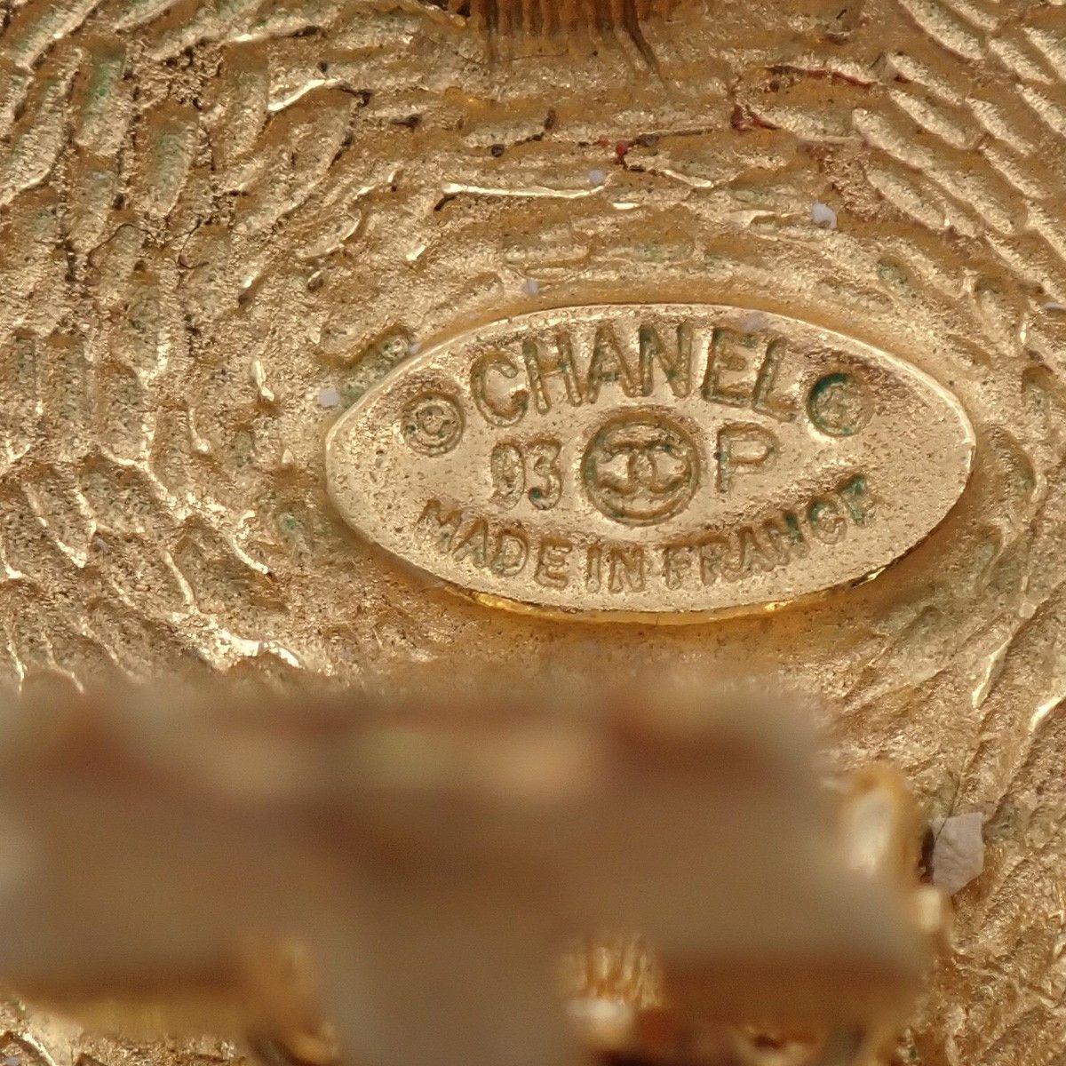 Chanel Chanel Vintage Round CC Clip-On Earrings Metal Size ONE SIZE - 5 Thumbnail