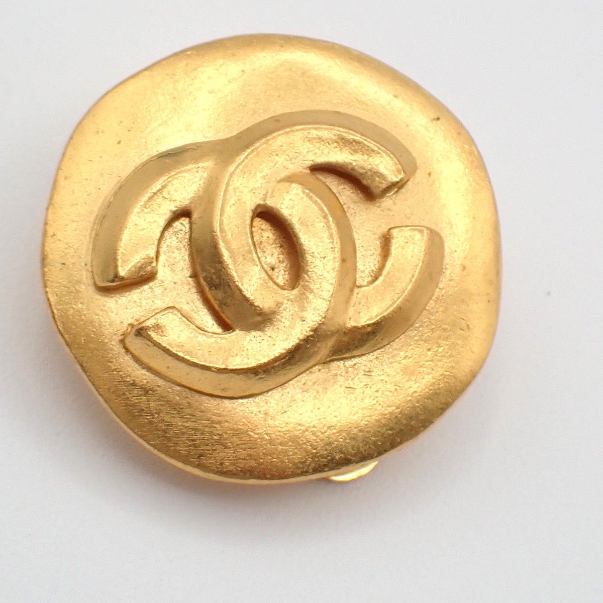 Chanel Chanel Vintage CC Round Clip-On Earrings Metal Size ONE SIZE - 6 Thumbnail