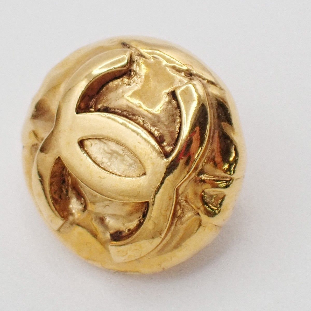 Chanel Chanel Vintage Round CC Clip-On Earrings Metal Size ONE SIZE - 9 Thumbnail