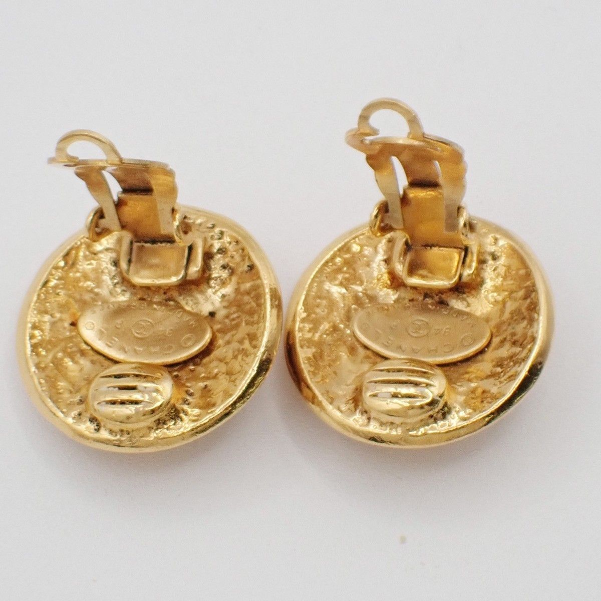 Chanel Chanel Vintage Round CC Clip-On Earrings Metal Size ONE SIZE - 6 Thumbnail