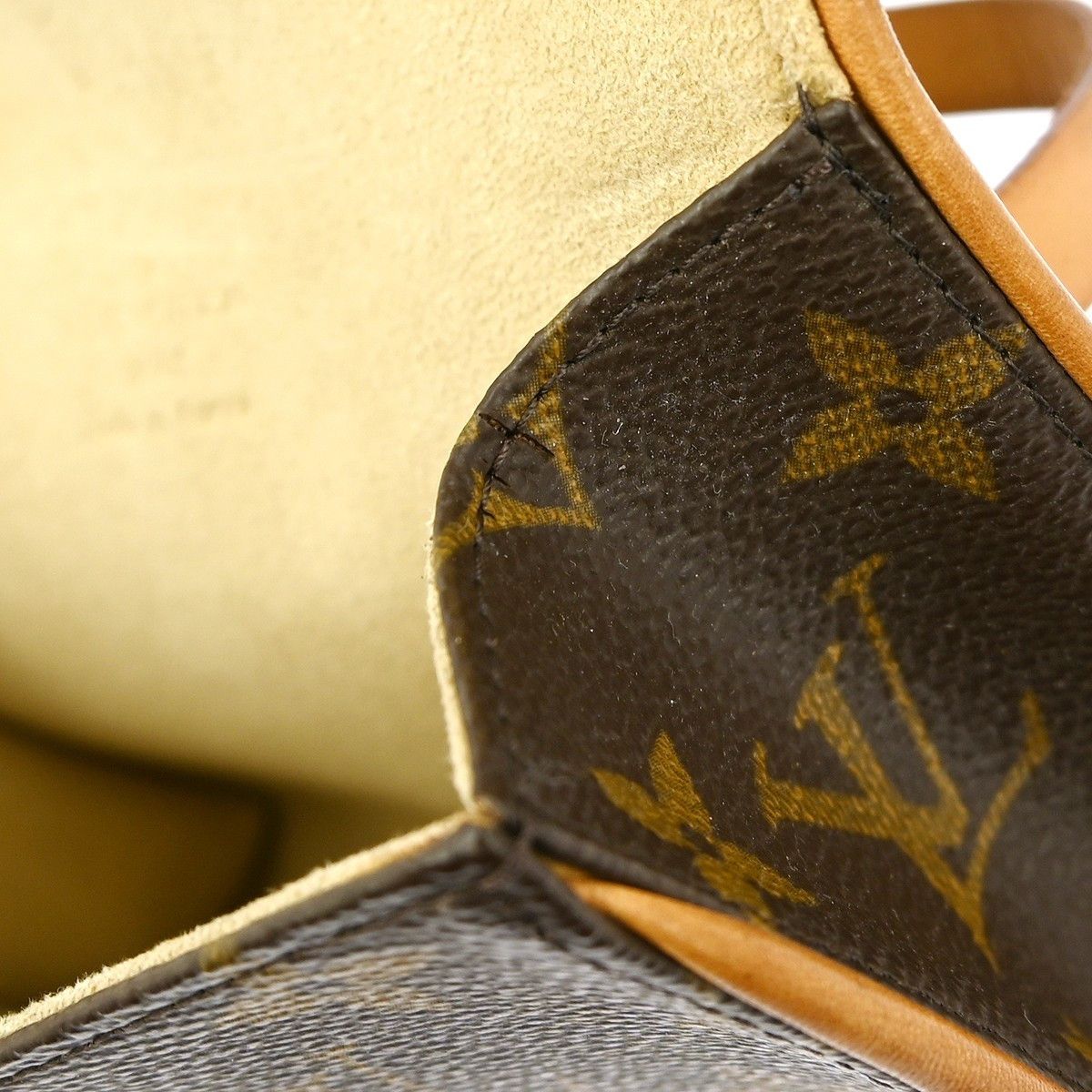 Louis Vuitton Louis Vuitton Florentine Waist Bag Monogram Canvas Size ONE SIZE - 9 Thumbnail