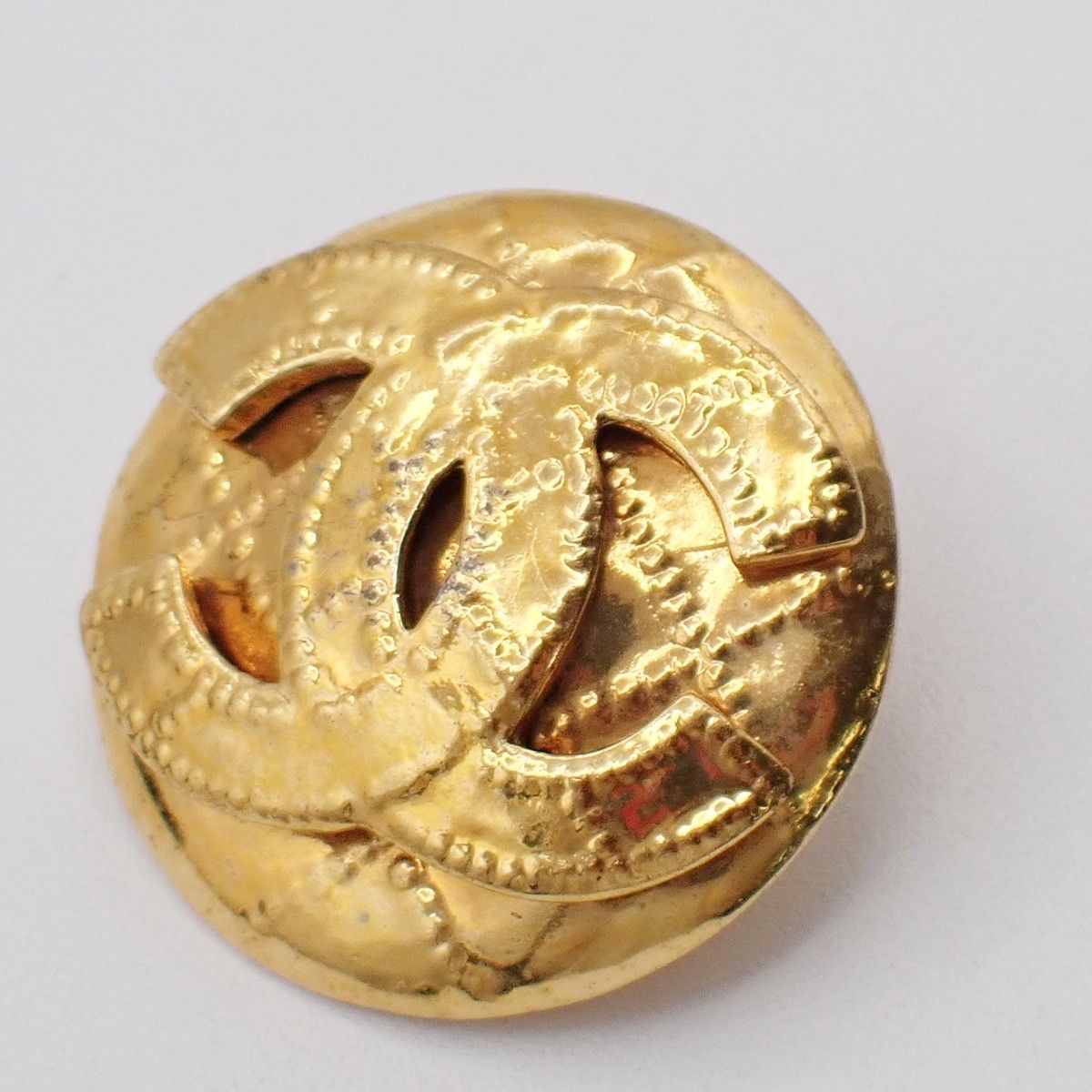 Chanel Chanel Vintage Round CC Clip-On Earrings Metal Size ONE SIZE - 5 Thumbnail