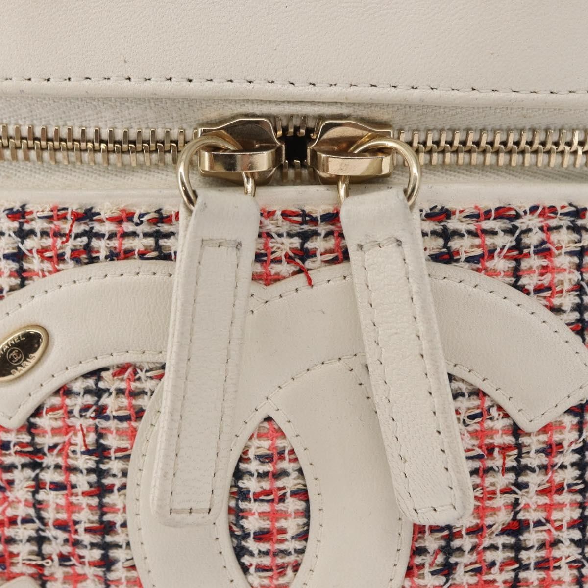 Chanel Chanel CC Mania Vanity Case Tweed with Lambskin Size ONE SIZE - 14 Thumbnail