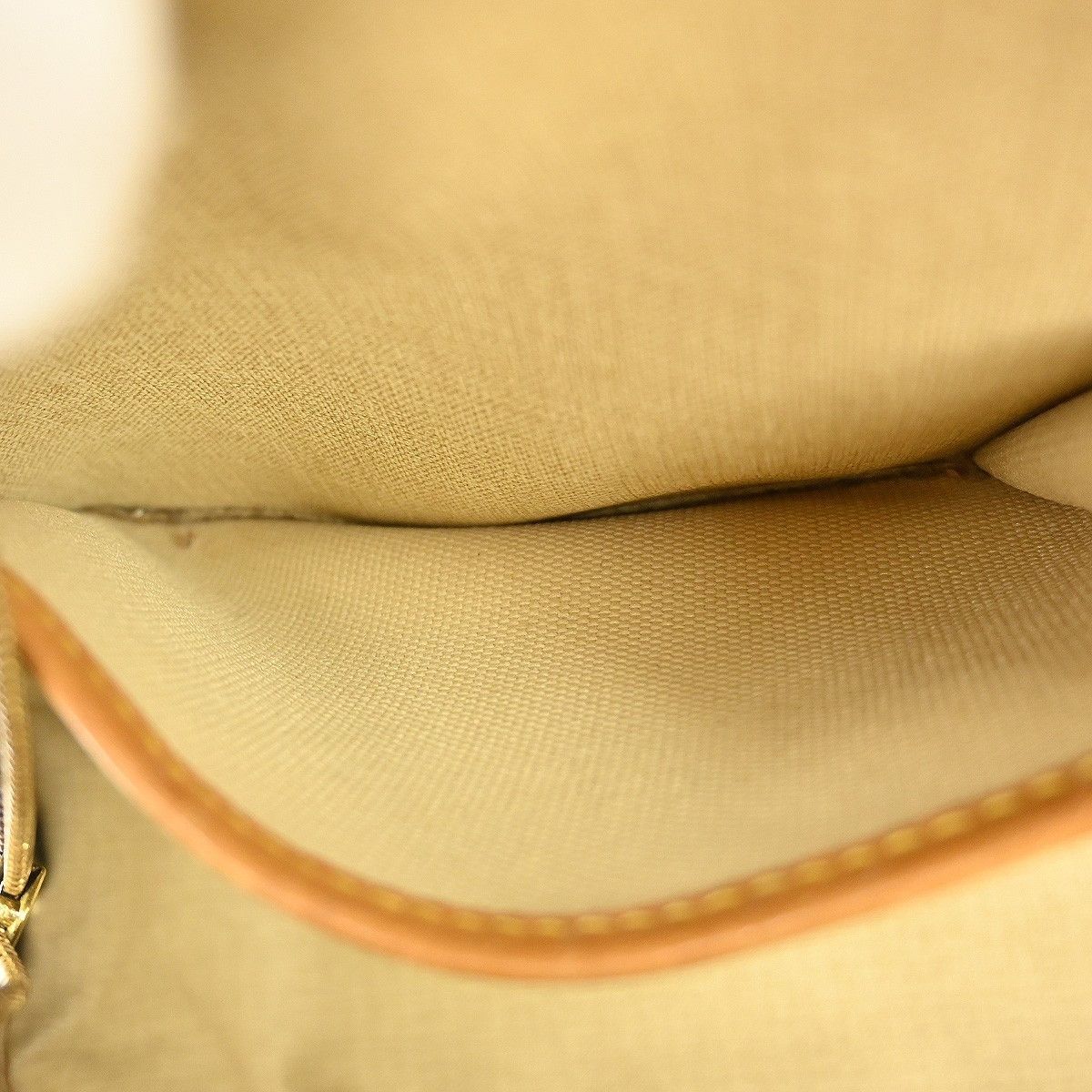 Louis Vuitton Louis Vuitton Deauville Handbag Monogram Canvas Size ONE SIZE - 10 Thumbnail