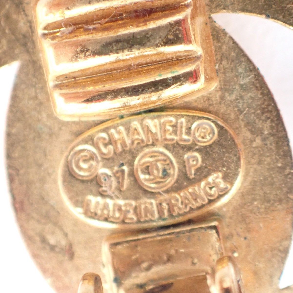 Chanel Chanel CC Button Clip-On Metal Size ONE SIZE - 4 Thumbnail
