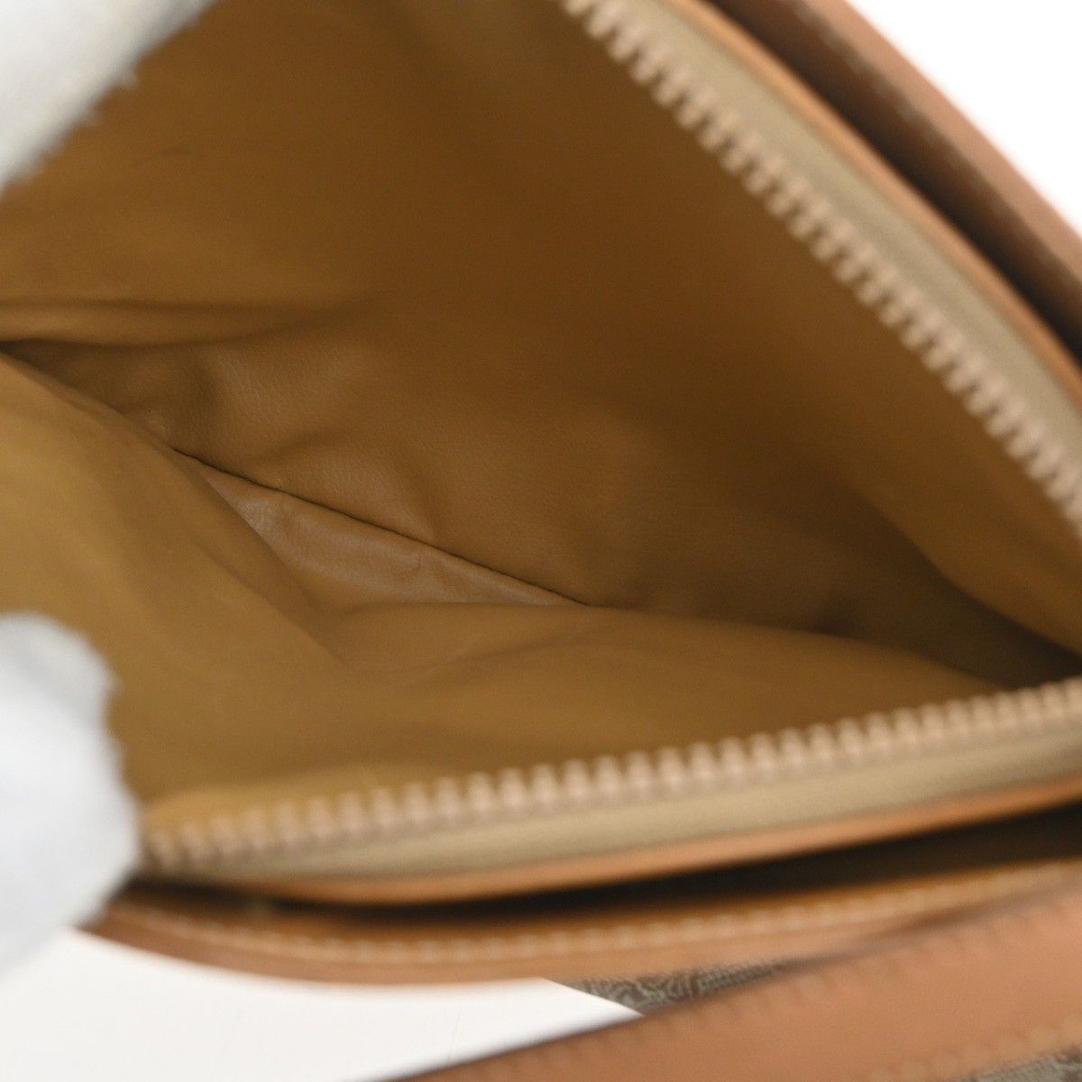 Celine Celine Vintage Macadam Shoulder Bag Canvas and Leather Size ONE SIZE - 14 Thumbnail