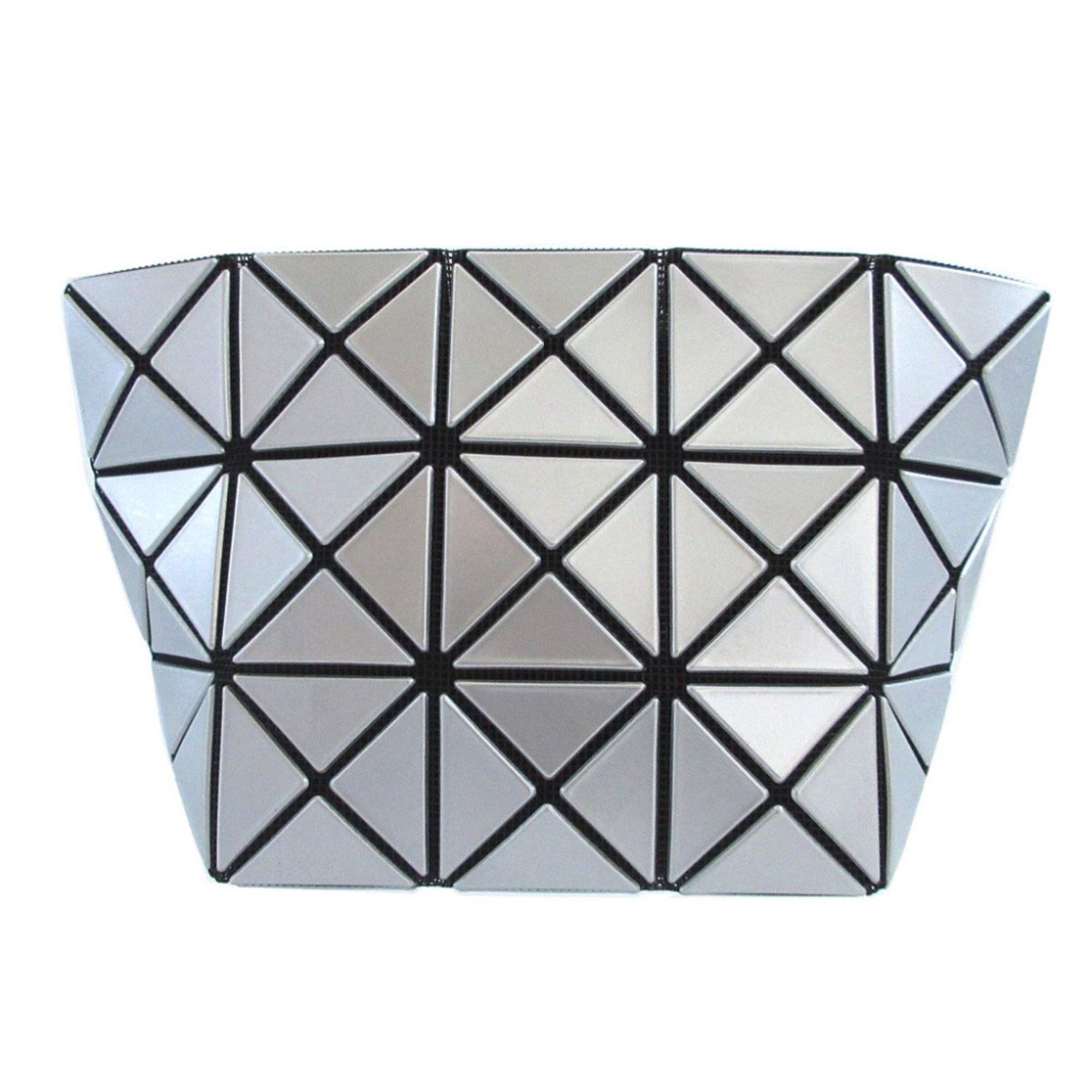 Issey Miyake Like new Bao Issey Miyake silver pouch 1795 BAOBAO ISSEY MIYAKE Size ONE SIZE - 2 Thumbnail