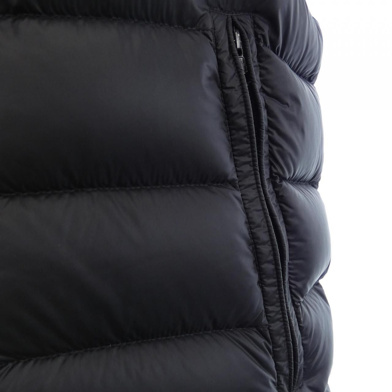 Moncler Moncler Moncler MONTREUIL Down Vest Others Outerwear MONTREUIL DUTY FREE for USA Size ONE SIZE - 7 Thumbnail