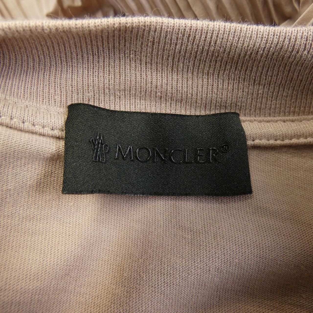 Moncler Moncler Moncler T-shirt Cotton T-Shirts J20938C00014 DUTY FREE for USA Size ONE SIZE - 5 Thumbnail