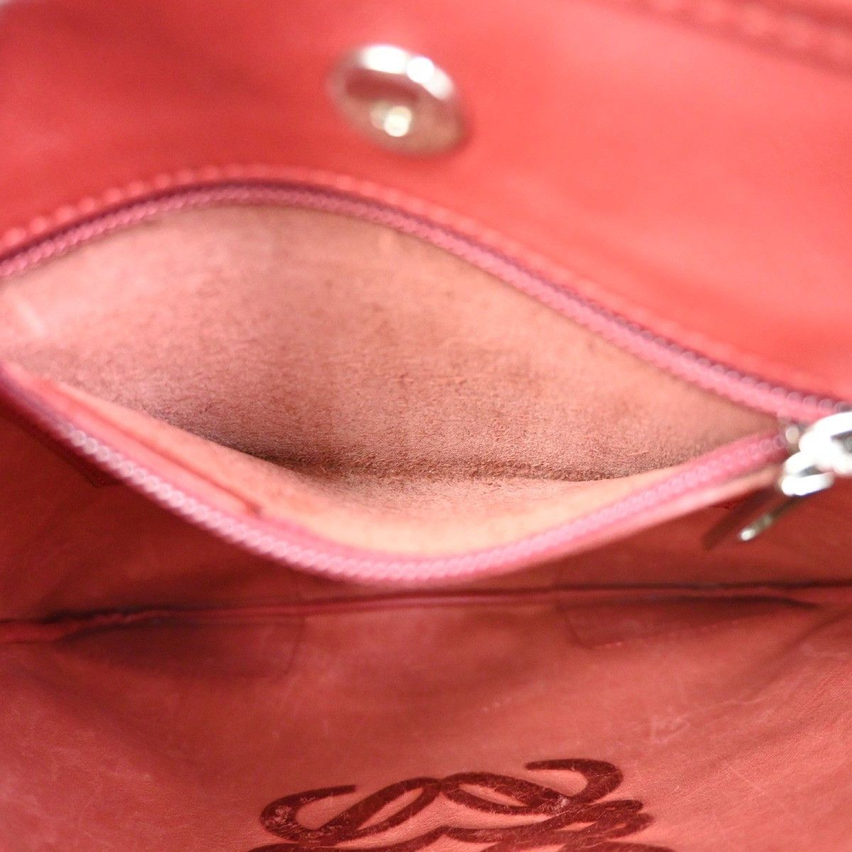 Loewe Loewe Anagram Shoulder Bag Suede Size ONE SIZE - 14 Thumbnail