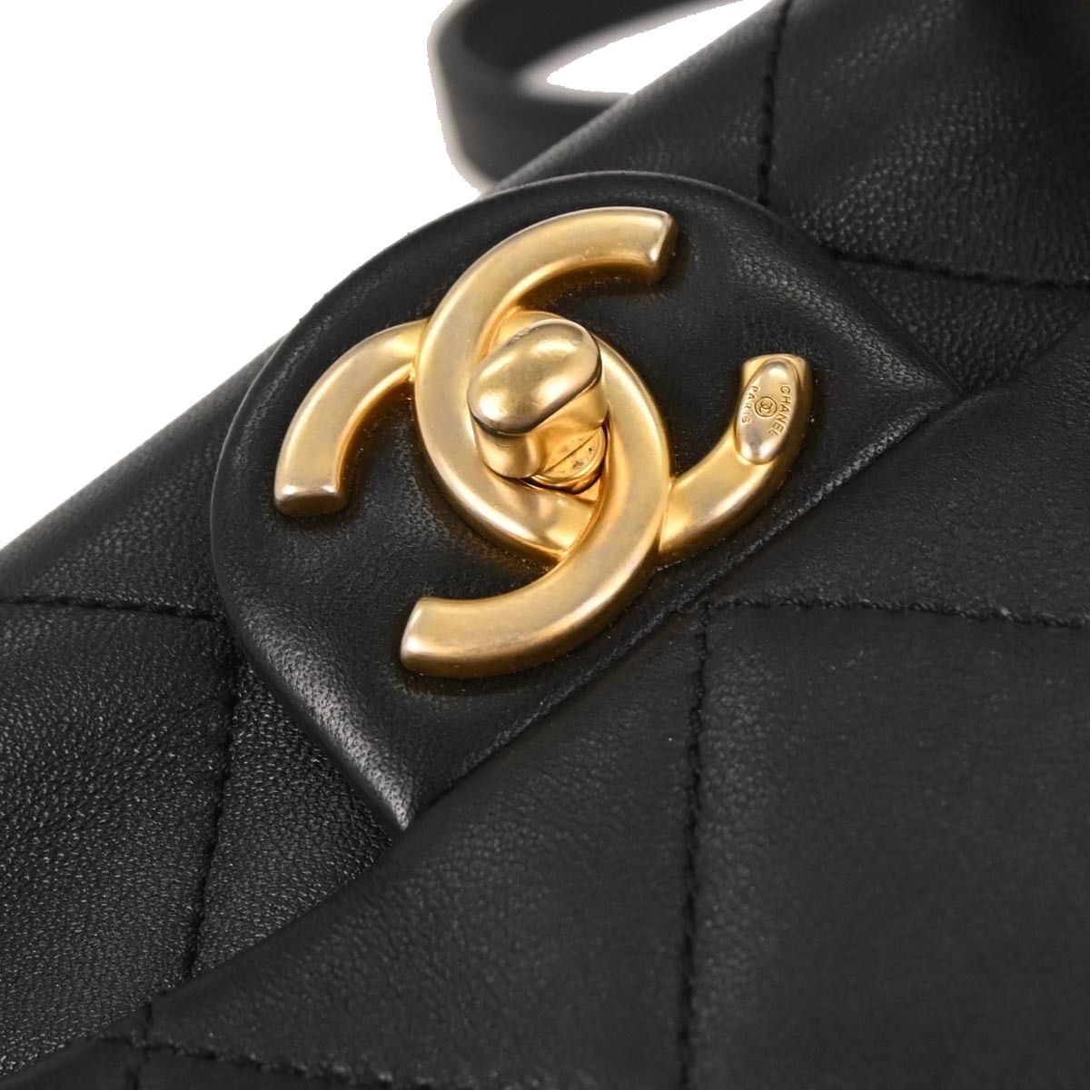 Chanel Chanel In The Loop Flap Bag Quilted Lambskin Size ONE SIZE - 8 Thumbnail