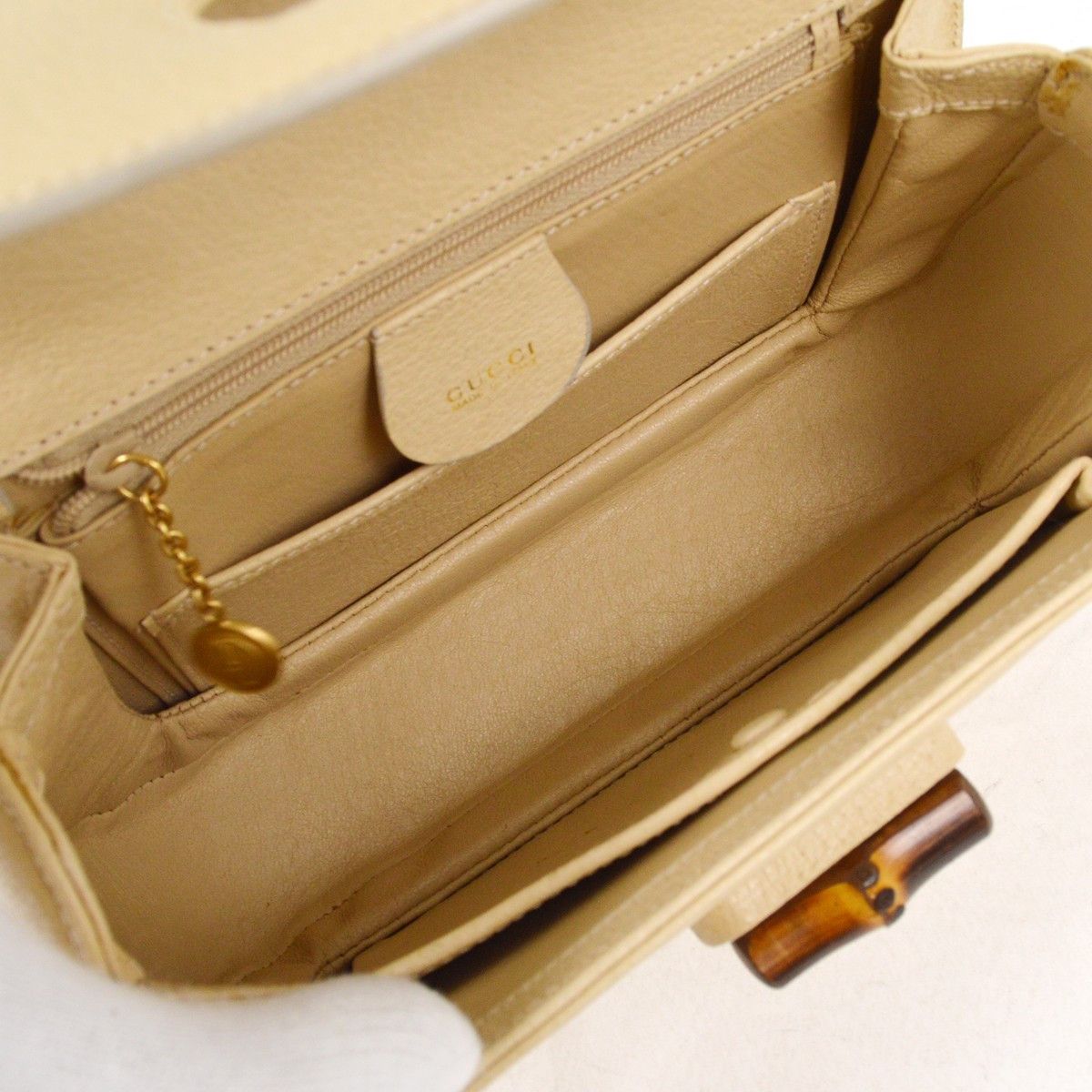 Gucci Gucci Vintage Convertible Bamboo Top Handle Bag Leather Size ONE SIZE - 3 Thumbnail