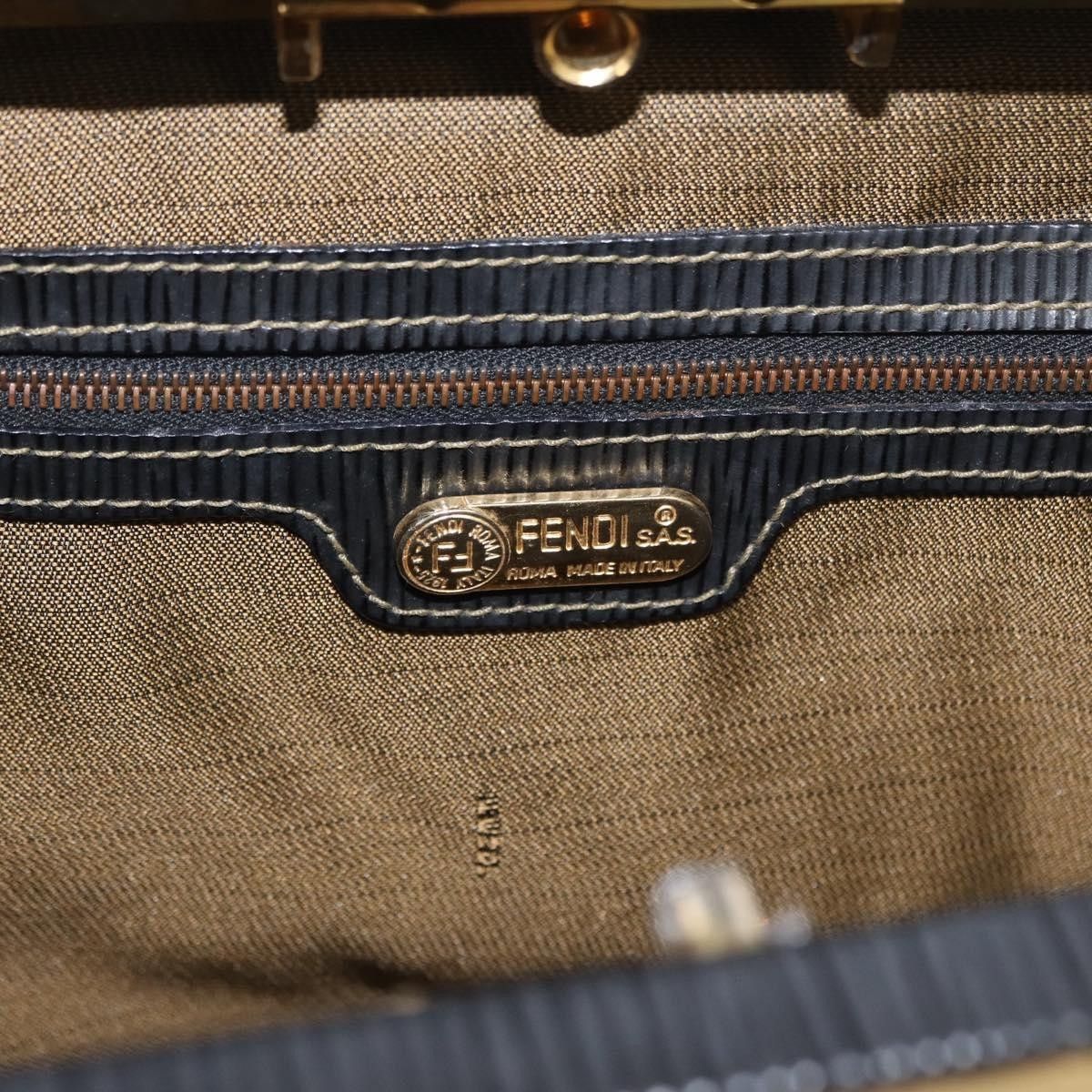 Fendi Fendi Vintage Zucca Handbag Zucca Size ONE SIZE - 6 Thumbnail