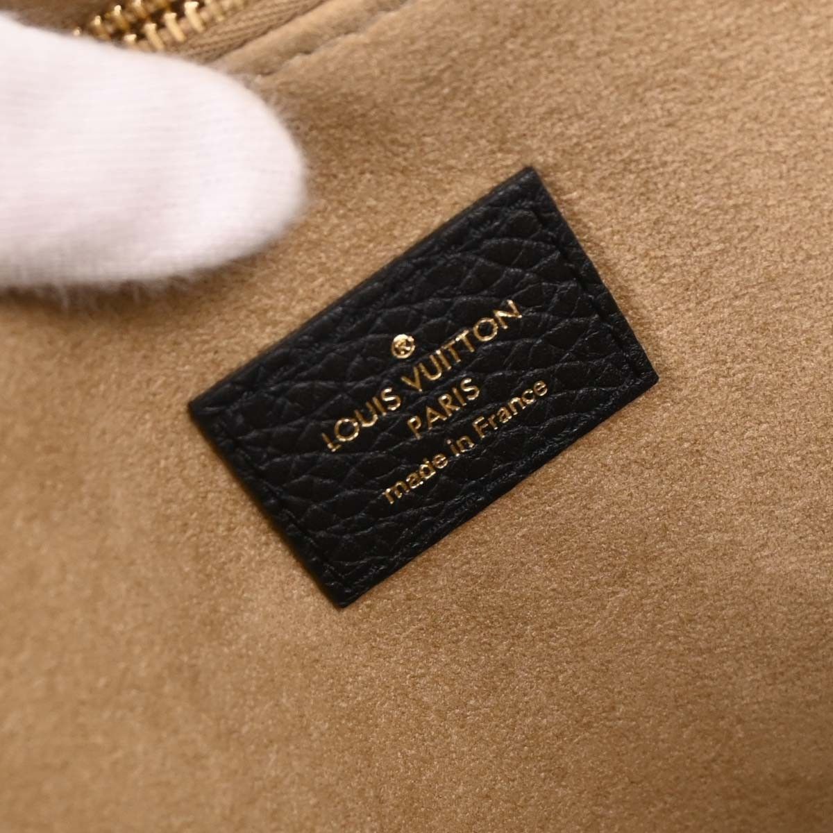 Louis Vuitton Louis Vuitton Volta Handbag Leather Size ONE SIZE - 4 Thumbnail