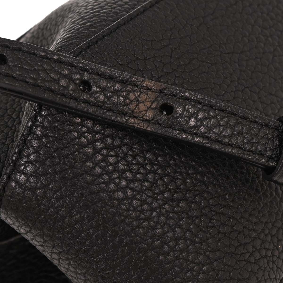 Louis Vuitton Louis Vuitton Volta Handbag Leather Size ONE SIZE - 8 Thumbnail