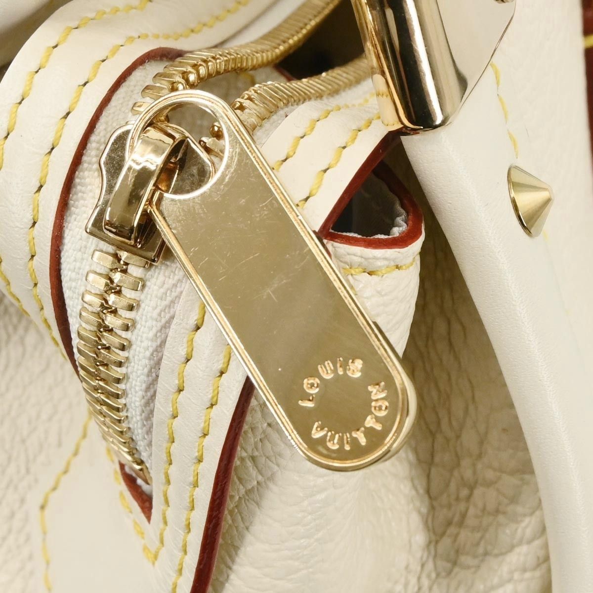 Louis Vuitton Louis Vuitton Suhali L'Epanoui Handbag Leather Size ONE SIZE - 8 Thumbnail