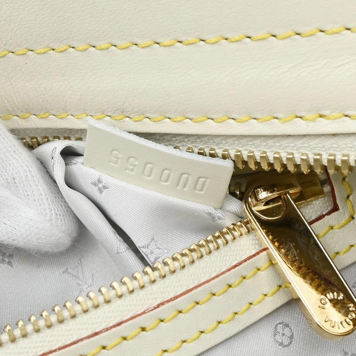 Louis Vuitton Louis Vuitton Suhali L'Epanoui Handbag Leather Size ONE SIZE - 5 Thumbnail