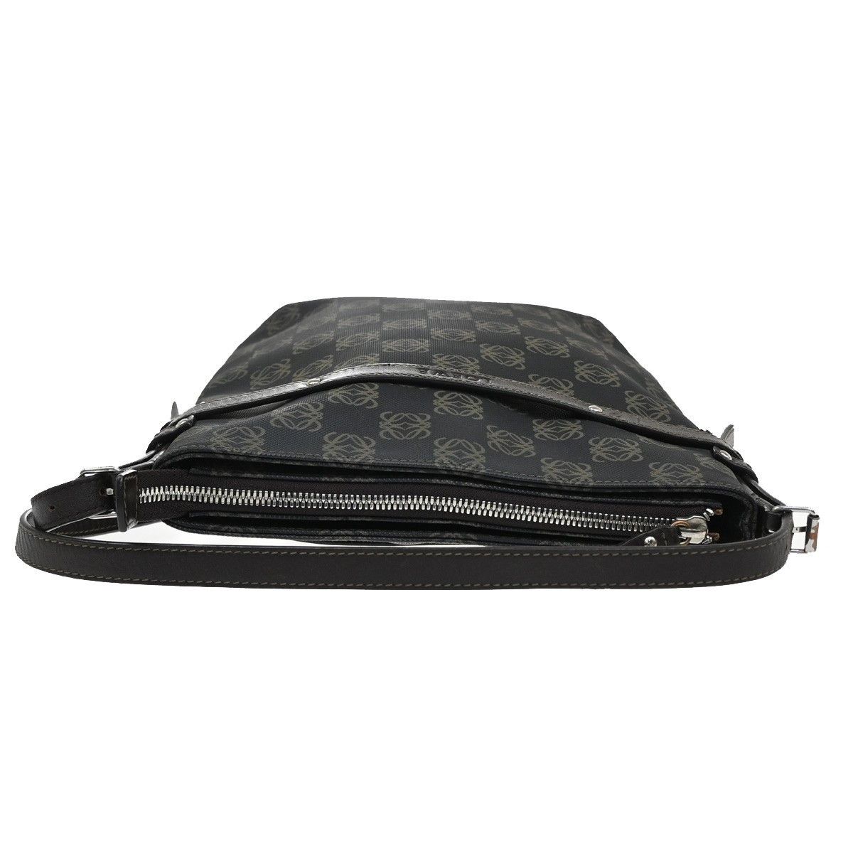 Loewe Loewe Vintage Anagram Zip Crossbody Bag PVC Leather Size ONE SIZE - 8 Thumbnail