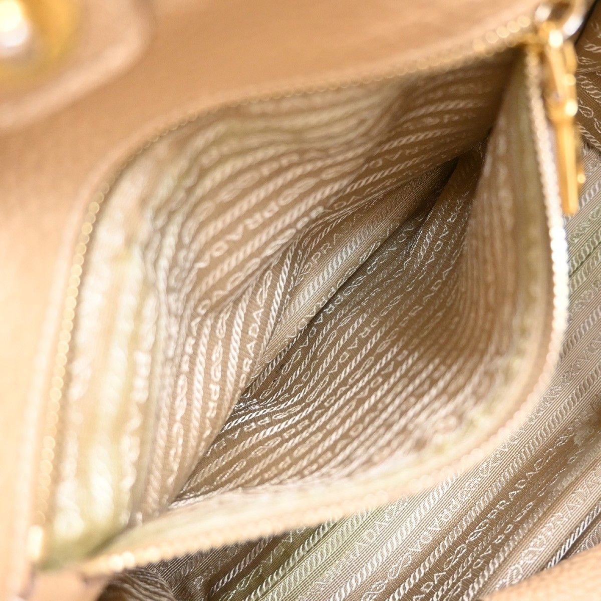 Prada Prada Front Pocket Wing Convertible Tote Vitello Daino Size ONE SIZE - 13 Thumbnail