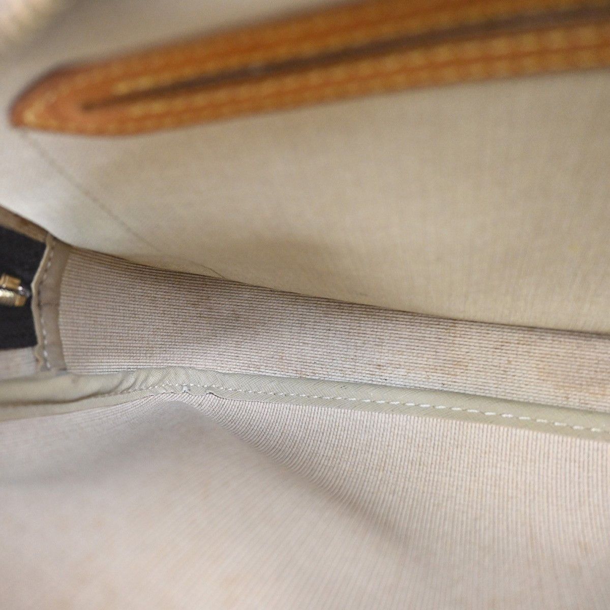 Louis Vuitton Louis Vuitton Reporter Bag Monogram Canvas Size ONE SIZE - 16 Thumbnail