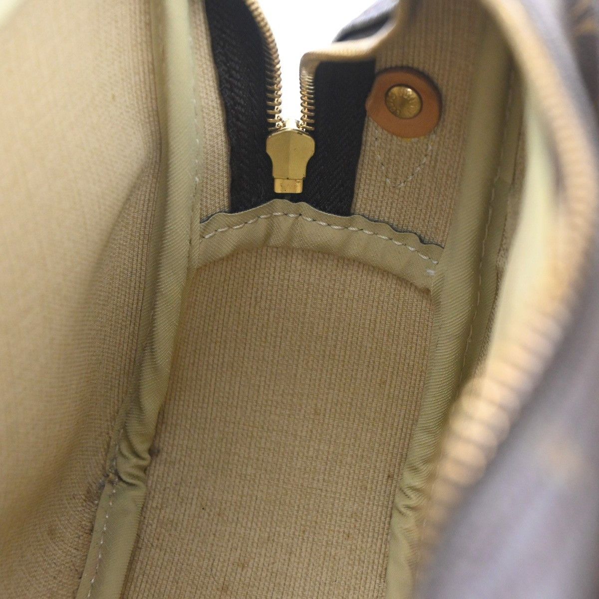 Louis Vuitton Louis Vuitton Reporter Bag Monogram Canvas Size ONE SIZE - 15 Thumbnail