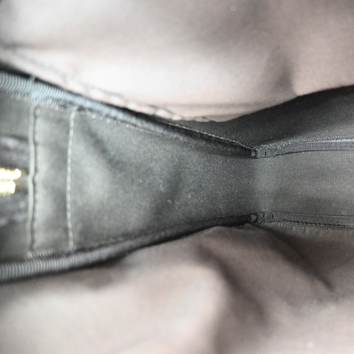 Gucci Gucci Front Zip Messenger GG Coated Canvas Size ONE SIZE - 13 Thumbnail