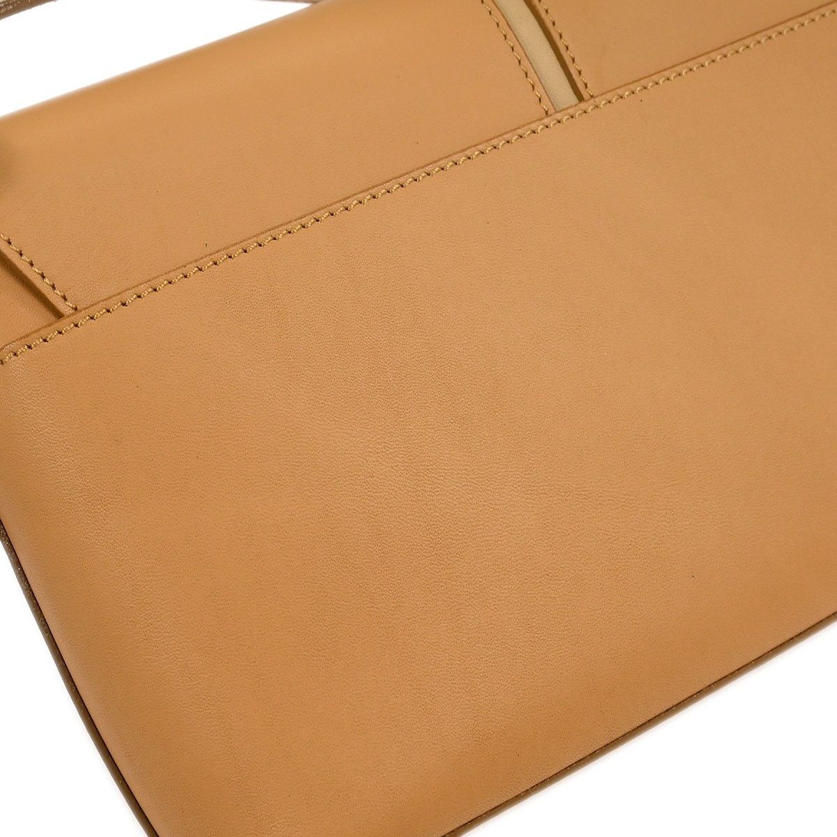 Burberry Burberry Vintage Shoulder Bag Leather Size ONE SIZE - 8 Thumbnail