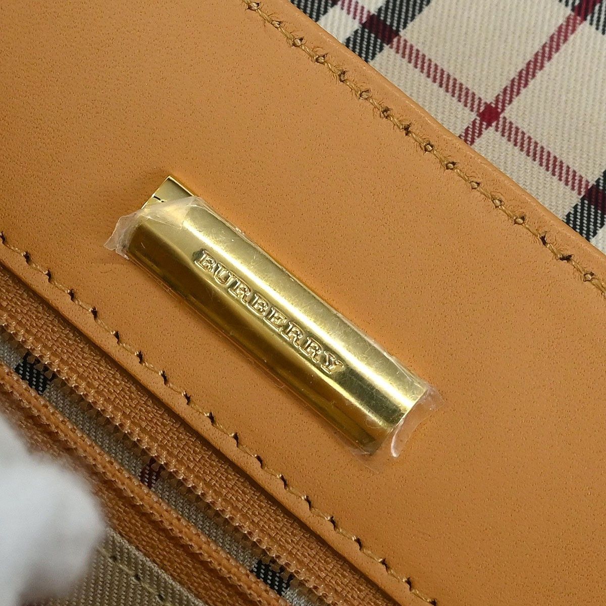 Burberry Burberry Vintage Shoulder Bag Leather Size ONE SIZE - 4 Thumbnail