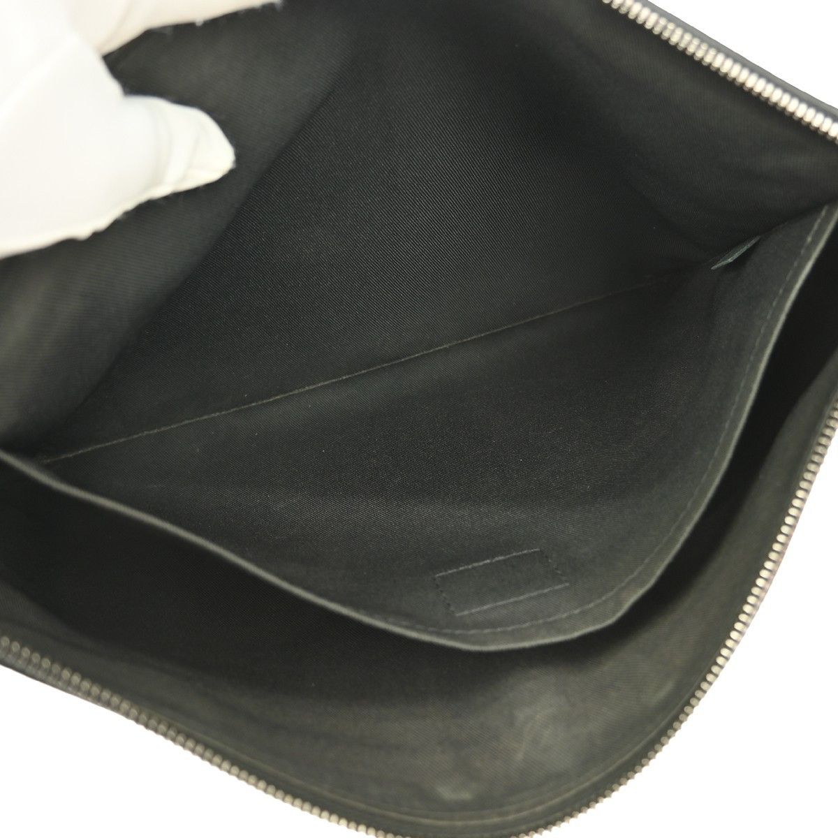 Louis Vuitton Louis Vuitton Discovery Pochette Monogram Shadow Leather Size ONE SIZE - 3 Thumbnail