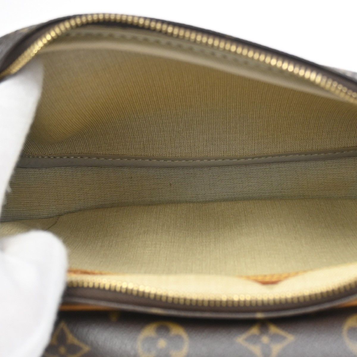 Louis Vuitton Louis Vuitton Reporter Bag Monogram Canvas Size ONE SIZE - 12 Thumbnail