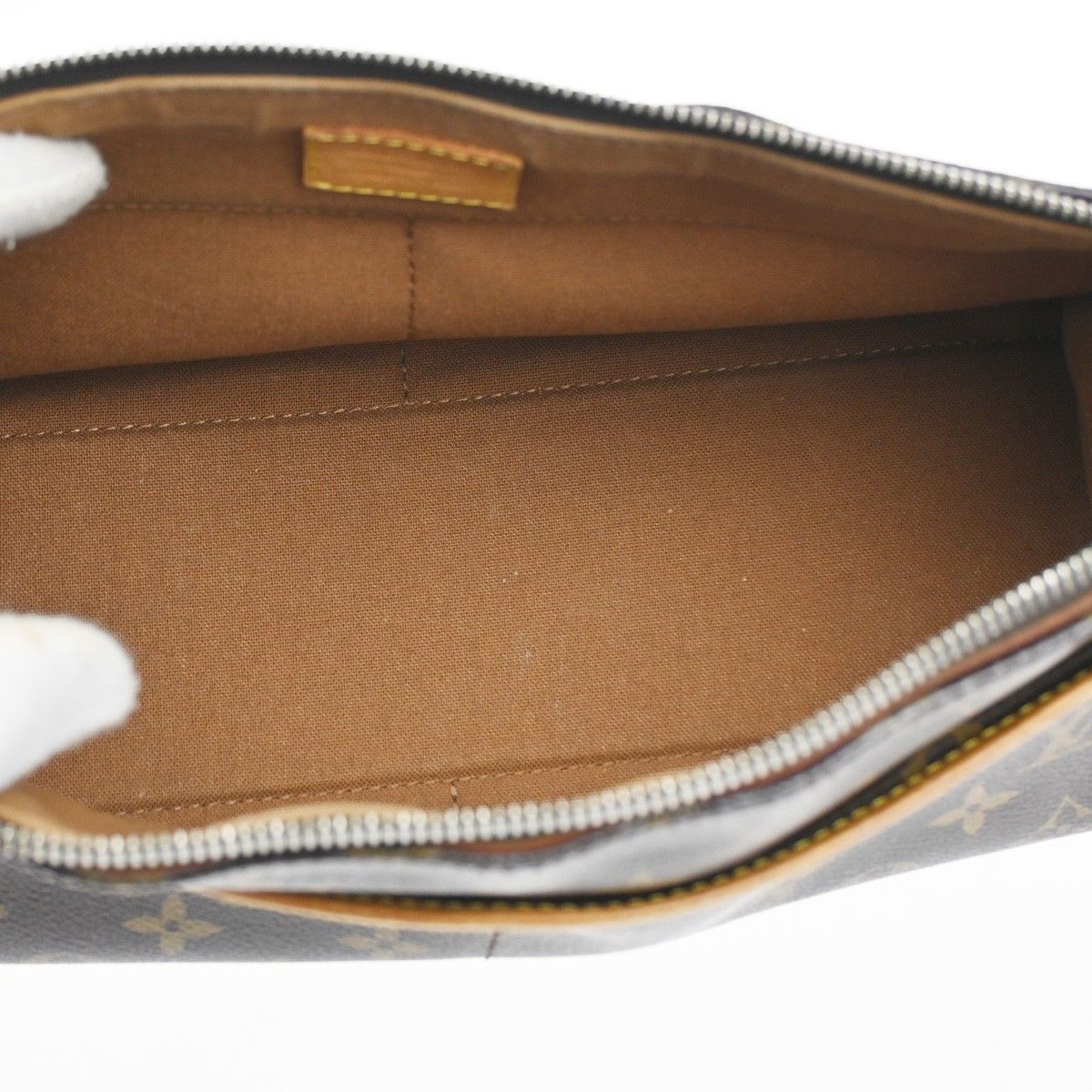 Louis Vuitton Louis Vuitton Popincourt Shoulder Bag Monogram Canvas Size ONE SIZE - 5 Thumbnail