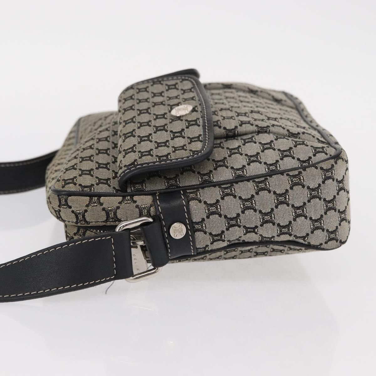 Celine Celine Vintage Macadam Shoulder Bag Canvas and Leather Size ONE SIZE - 4 Thumbnail