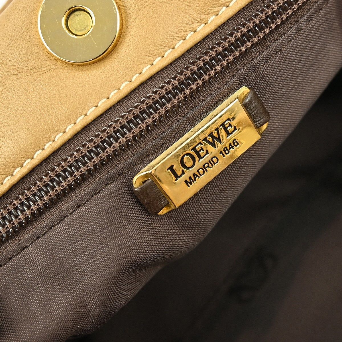 Loewe Loewe Anagram handbag Leather Size ONE SIZE - 4 Thumbnail