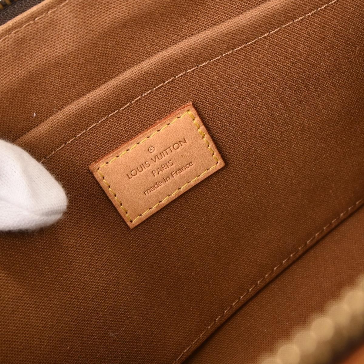 Louis Vuitton Louis Vuitton Popincourt Handle Bag Monogram Canvas Size ONE SIZE - 4 Thumbnail