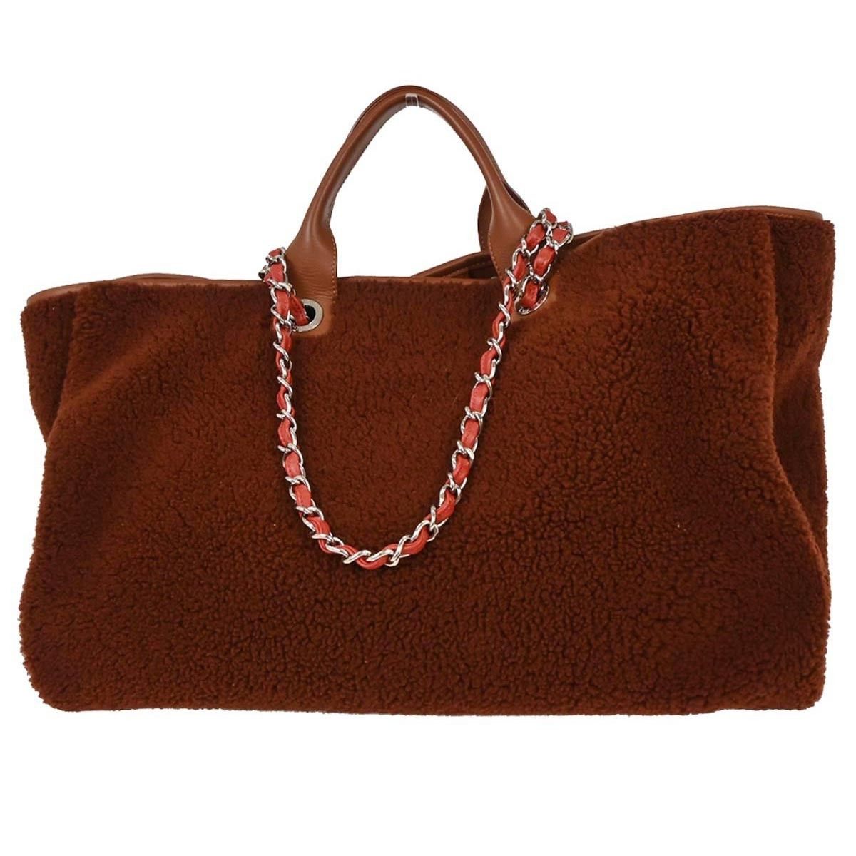 Chanel Chanel Deauville Tote Shearling Size ONE SIZE - 2 Thumbnail