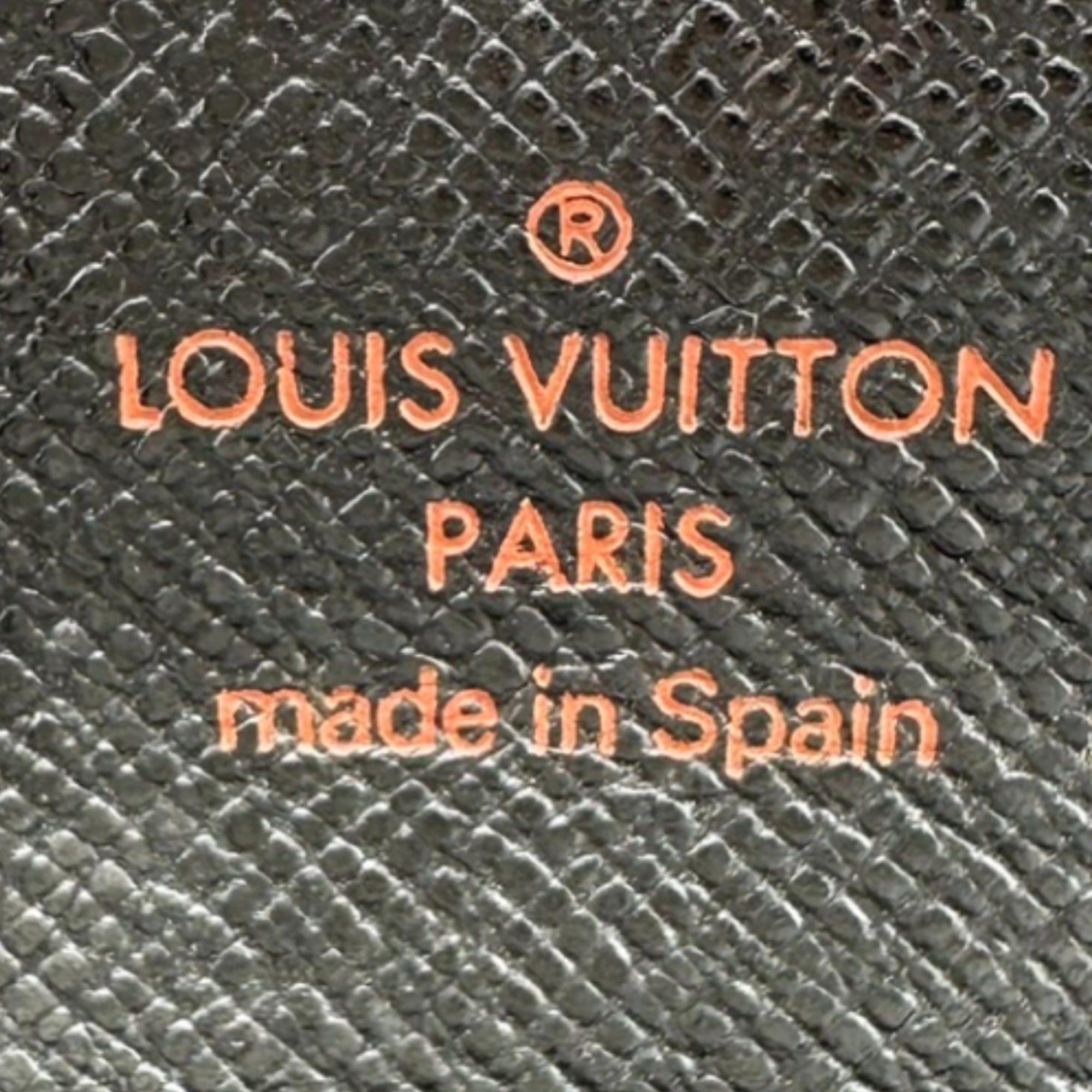 Louis Vuitton Louis Vuitton 6 Key Case, Epi Leather, M63812, Noir Size ONE SIZE - 13 Thumbnail