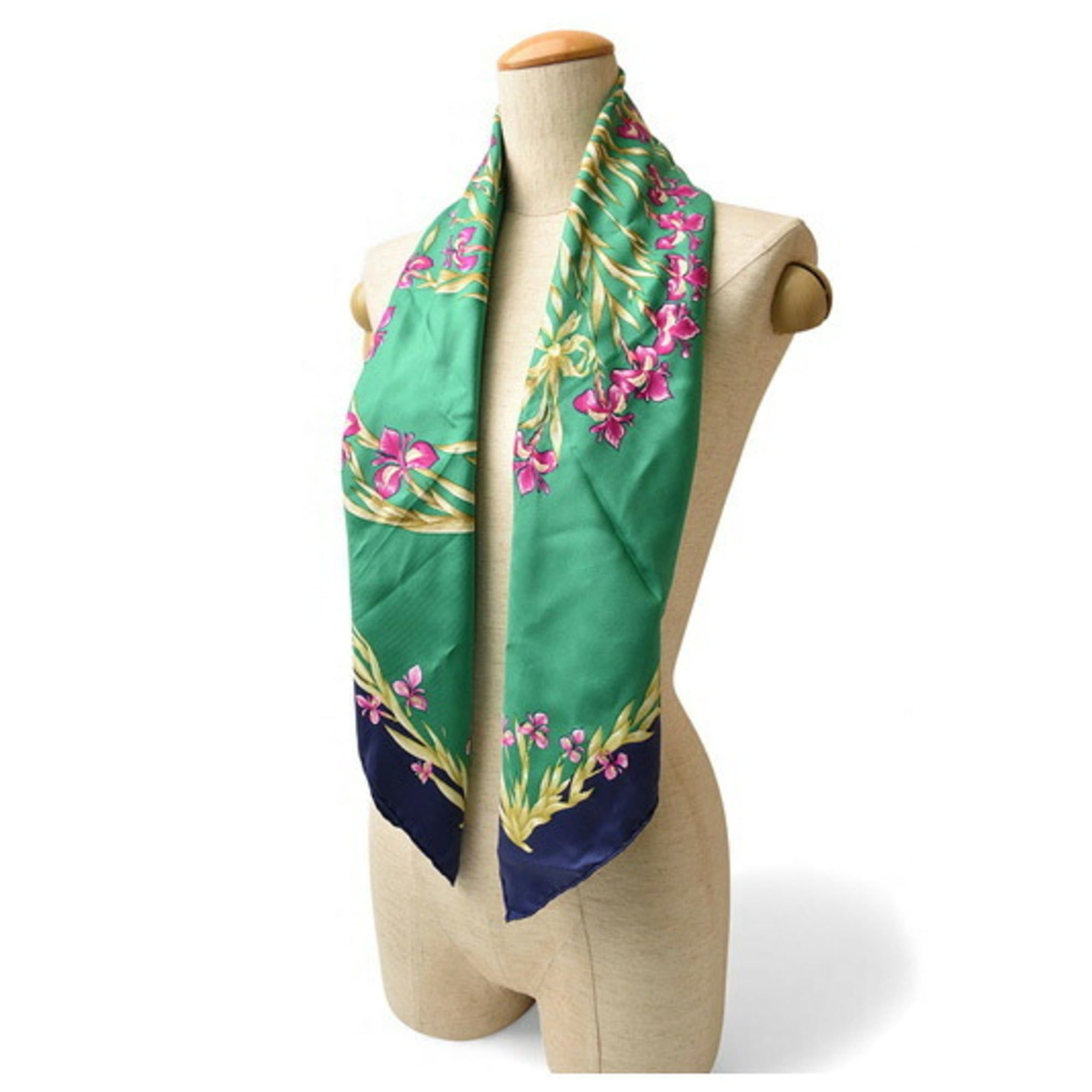 Hermes Hermes Hermès Carré 90 Scarf, Silk Twill, Flowering Horse, H. d'Origny, Henri Green/Navy Size ONE SIZE - 13 Thumbnail