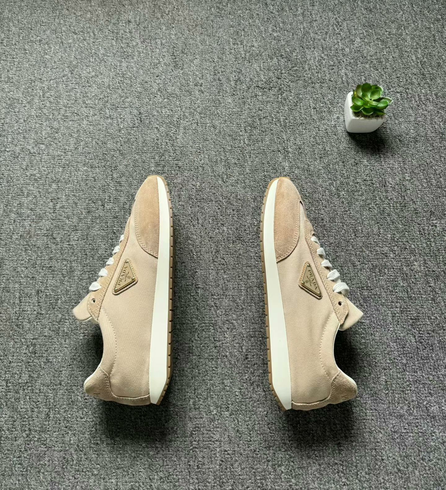 Prada prada casual shoes size 7.5 with box Size US 7.5 / EU 40-41 - 3 Thumbnail