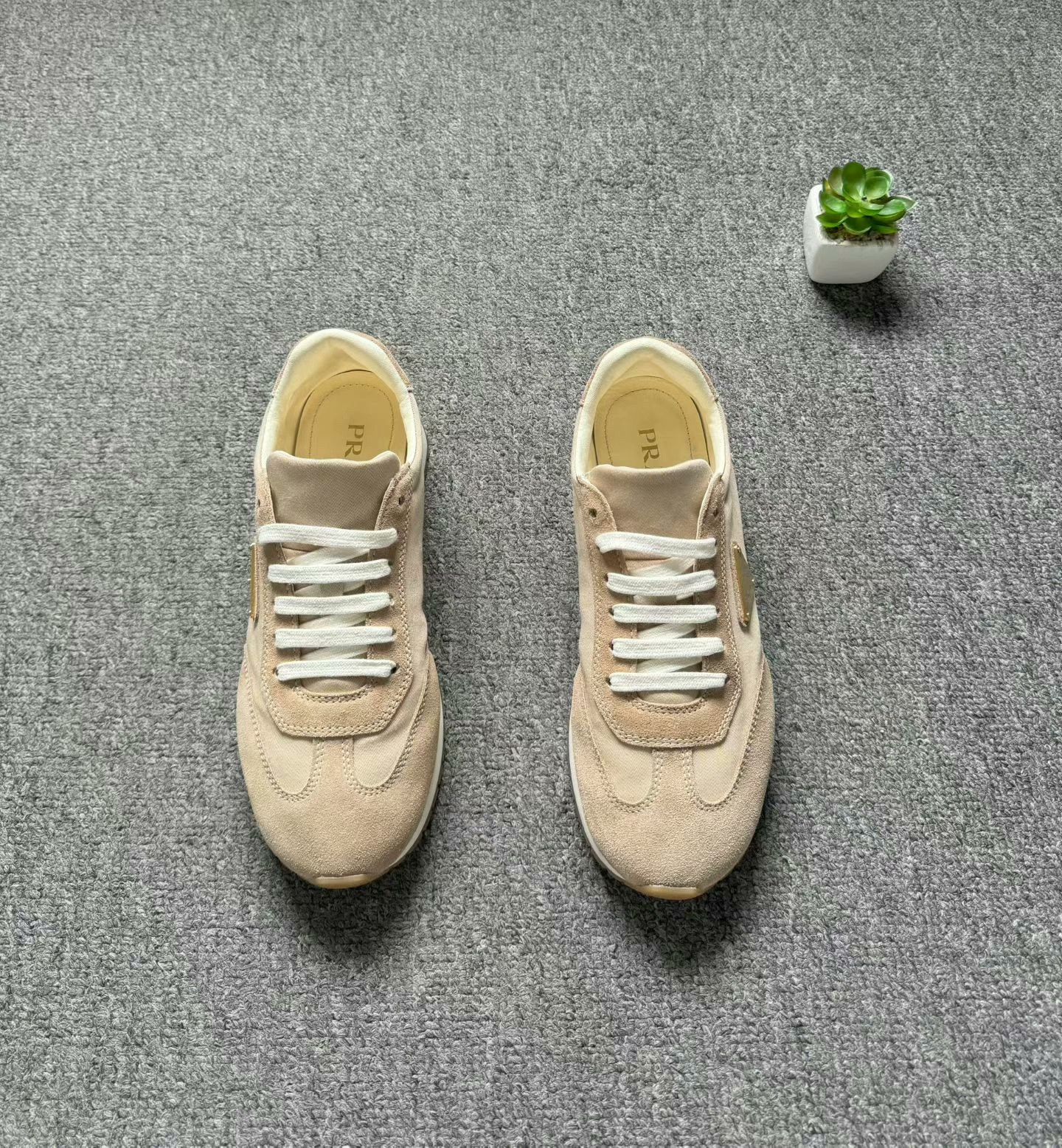 Prada prada casual shoes size 7.5 with box Size US 7.5 / EU 40-41 - 5 Thumbnail