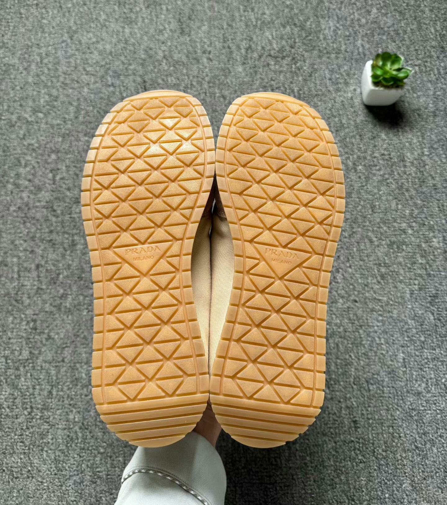 Prada prada casual shoes size 7.5 with box Size US 7.5 / EU 40-41 - 7 Thumbnail