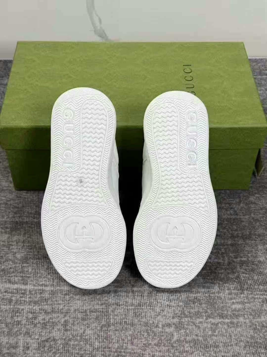 Gucci gucci white sneakers with logo print Size US 5 / IT 35 - 5 Thumbnail