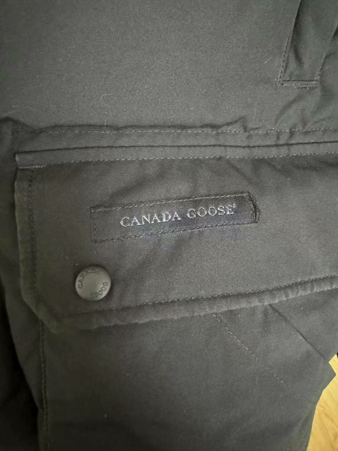 Canada Goose canada goose black hooded parka jacket Size US M / EU 48-50 / 2 - 6 Thumbnail