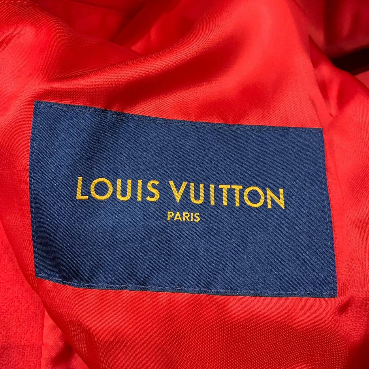 Louis Vuitton louis vuitton red and white embroidered jacket Size US L / EU 52-54 / 3 - 7 Thumbnail