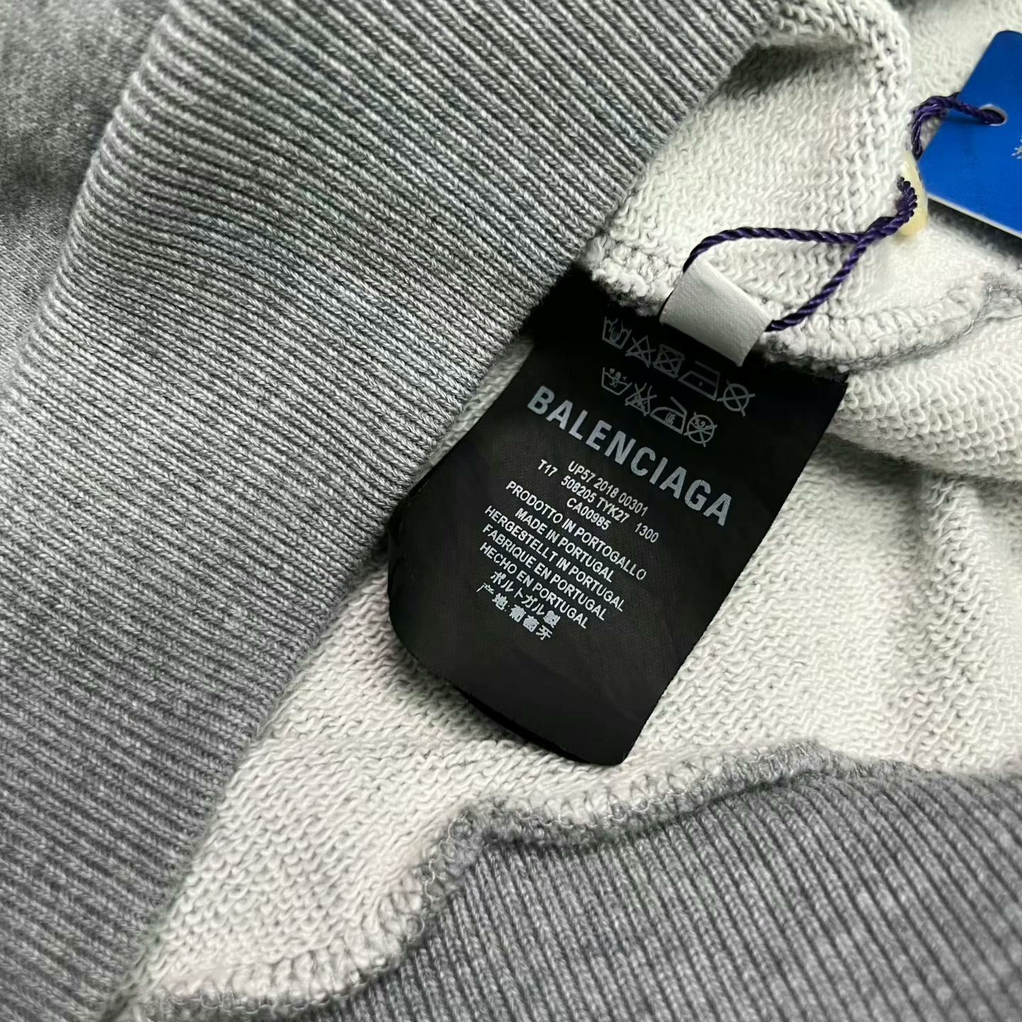 Balenciaga balenciaga logo hoodie in gray size small Size US S / EU 44-46 / 1 - 4 Thumbnail