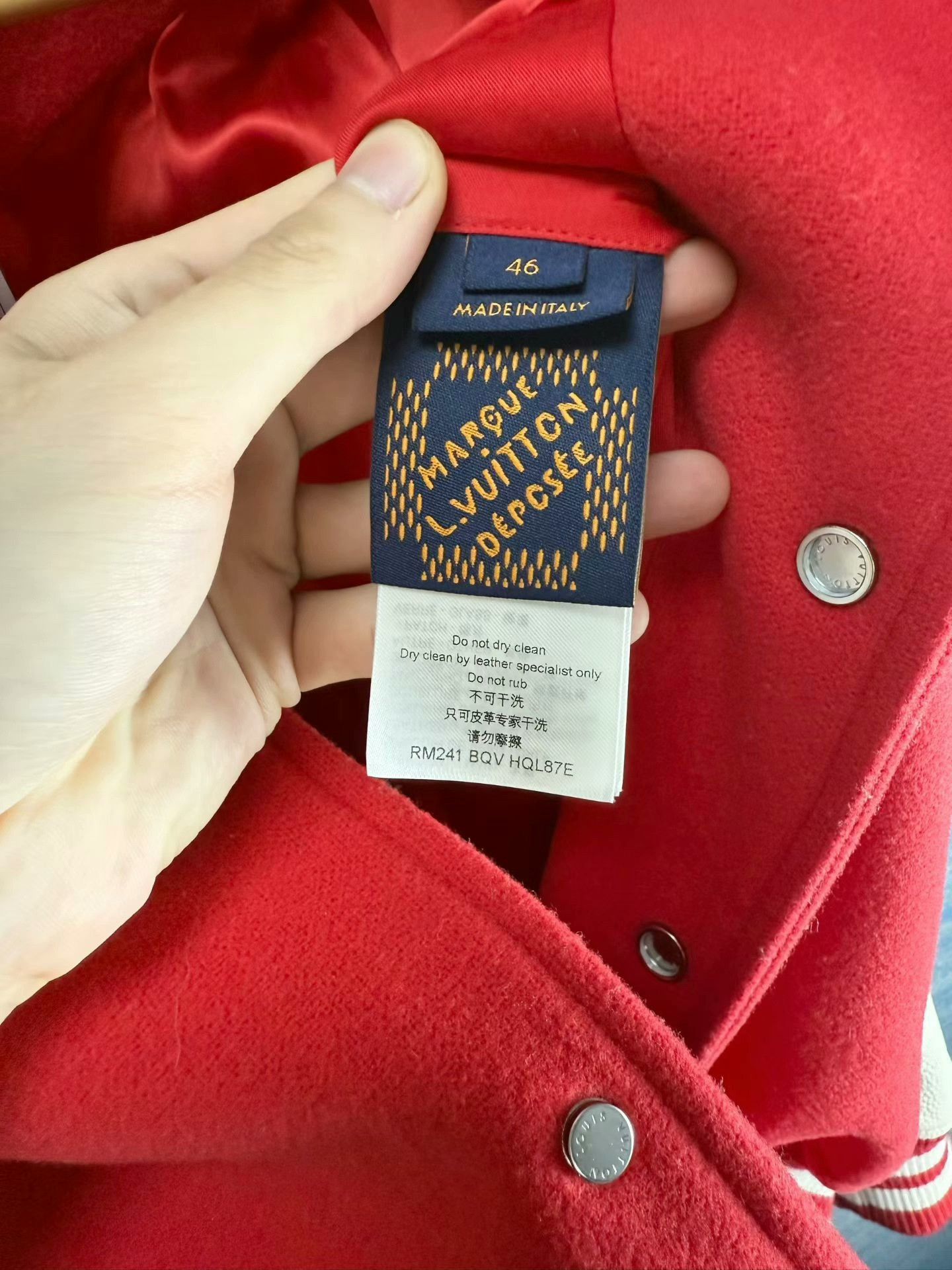 Louis Vuitton louis vuitton red and white baseball jacket Size US L / EU 52-54 / 3 - 4 Thumbnail