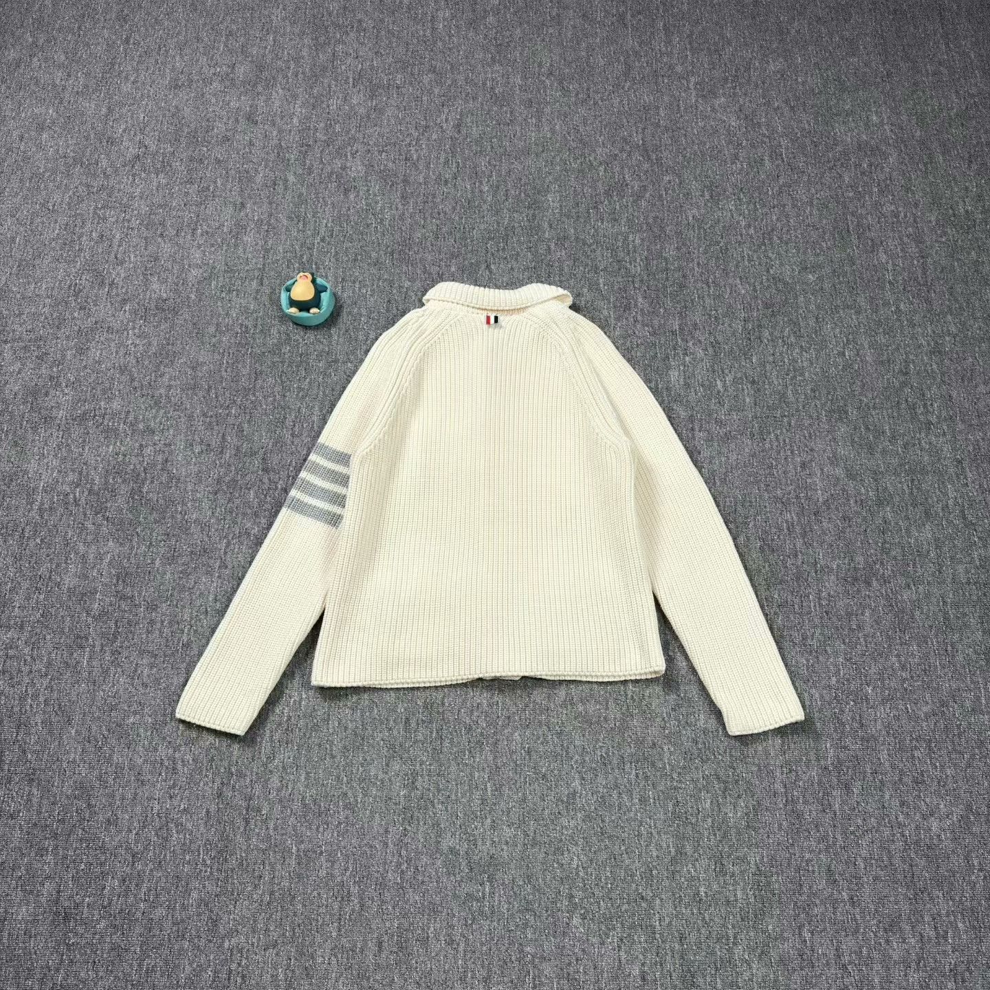 Thom Browne thom browne cream striped wool cardigan Size US S / EU 44-46 / 1 - 2 Thumbnail