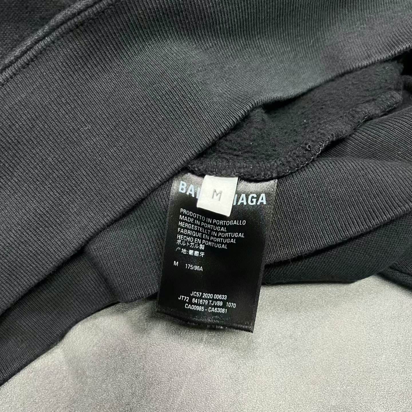 Balenciaga balenciaga wifi logo black hoodie Size US M / EU 48-50 / 2 - 5 Thumbnail