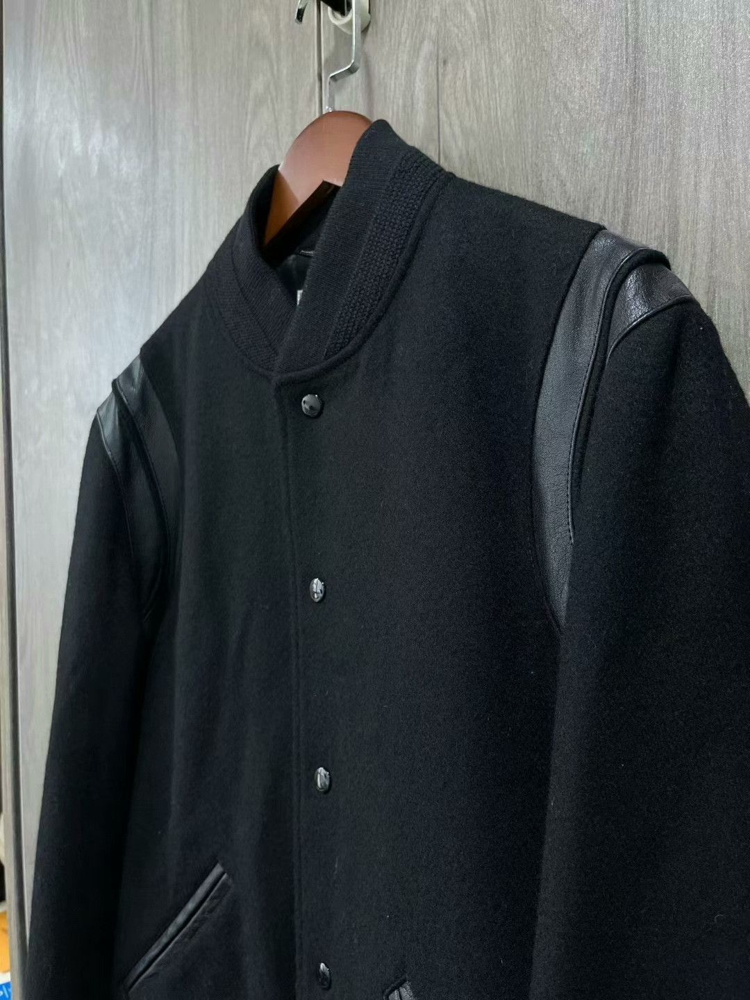 Saint Laurent Paris saint laurent wool baseball jacket size 52 Size US L / EU 52-54 / 3 - 3 Thumbnail